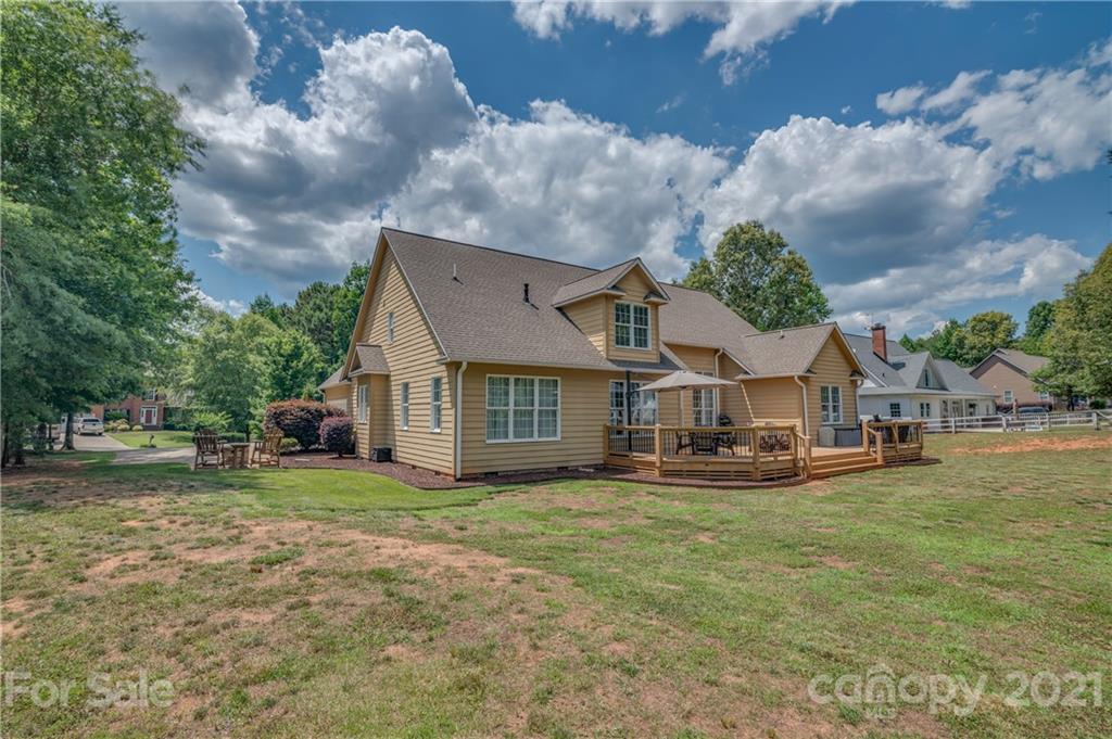 400 Chisholm Trail Rutherfordton, NC 28139 - Photo 3 of 45 front view of a house with a big yard