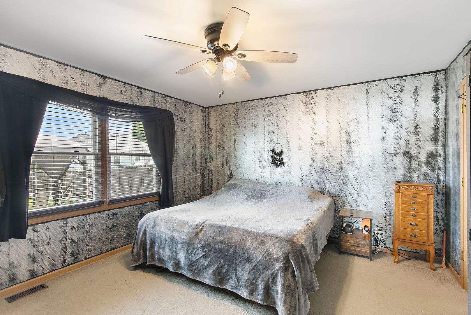 725 Tyler Street Genoa, IL 60135 - Photo 6 of 12