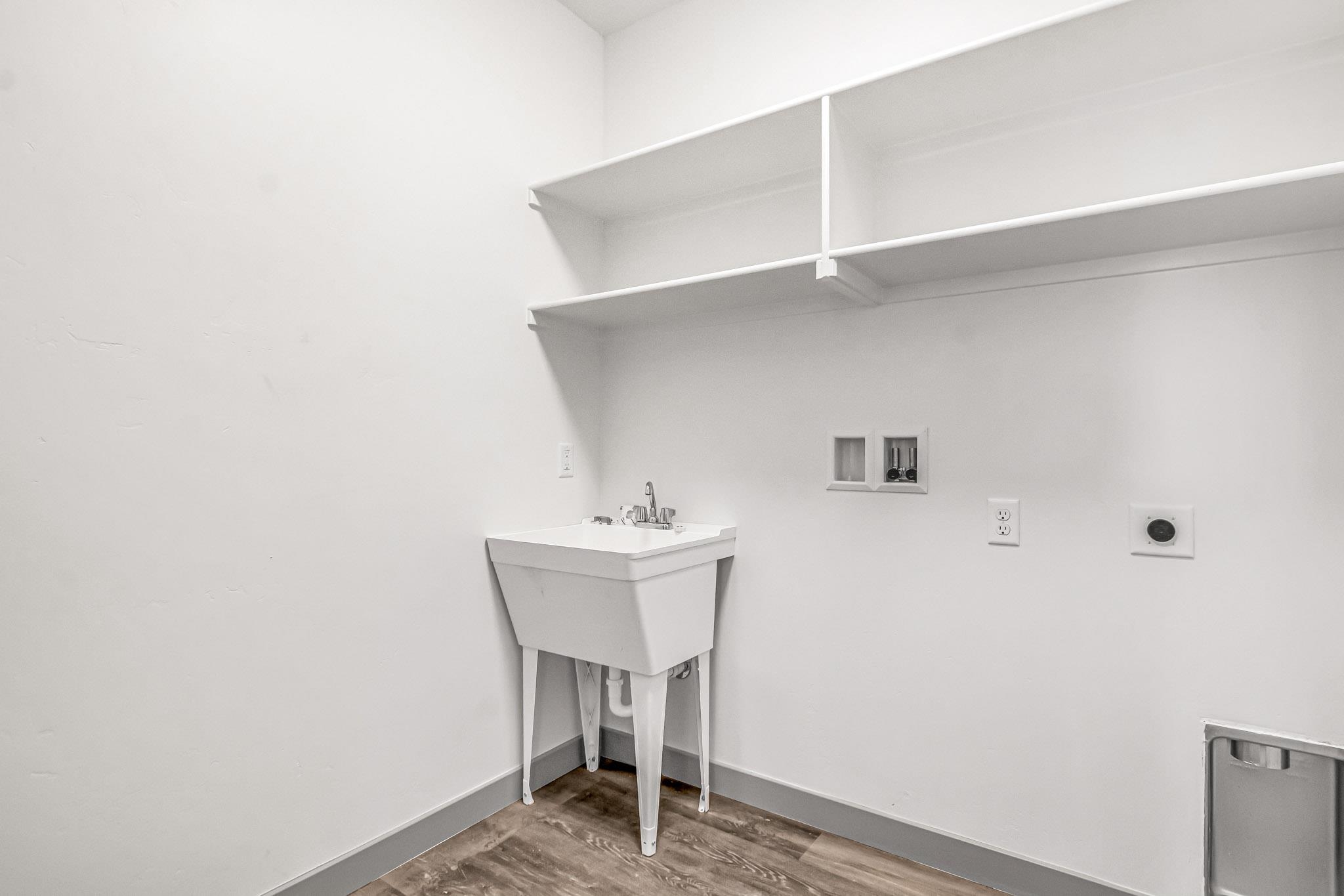 3087 Thunder Cloud Drive Grand Junction, CO 81504 - Photo 27 of 33 a view of cabinets