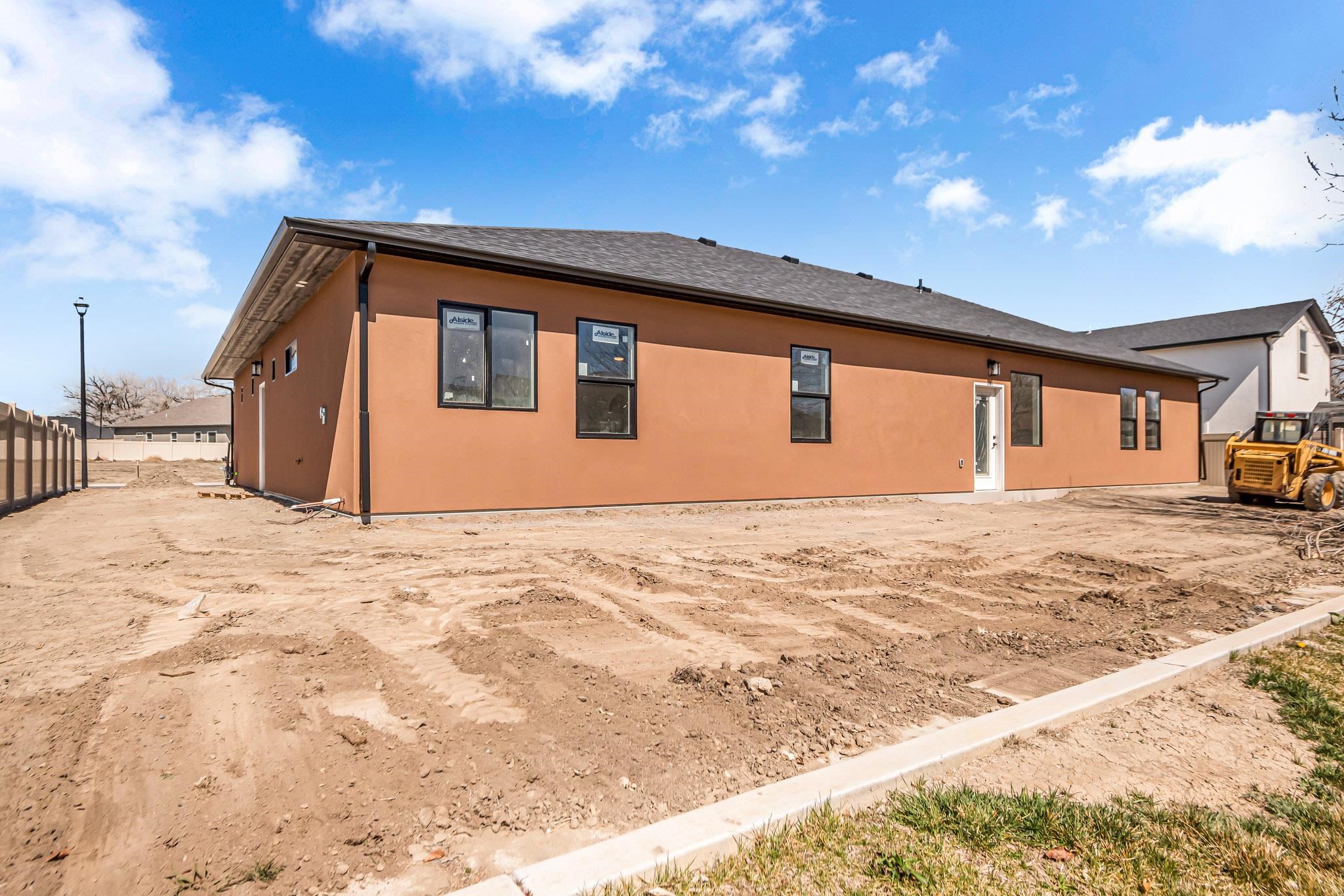 3087 Thunder Cloud Drive Grand Junction, CO 81504 - Photo 33 of 33 a backyard of a house
