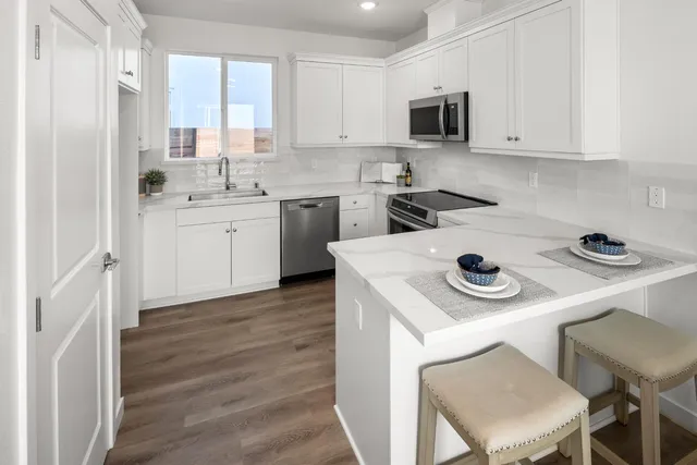 $519,990 | 6441 Ventris Walk, Sacramento, CA 95823