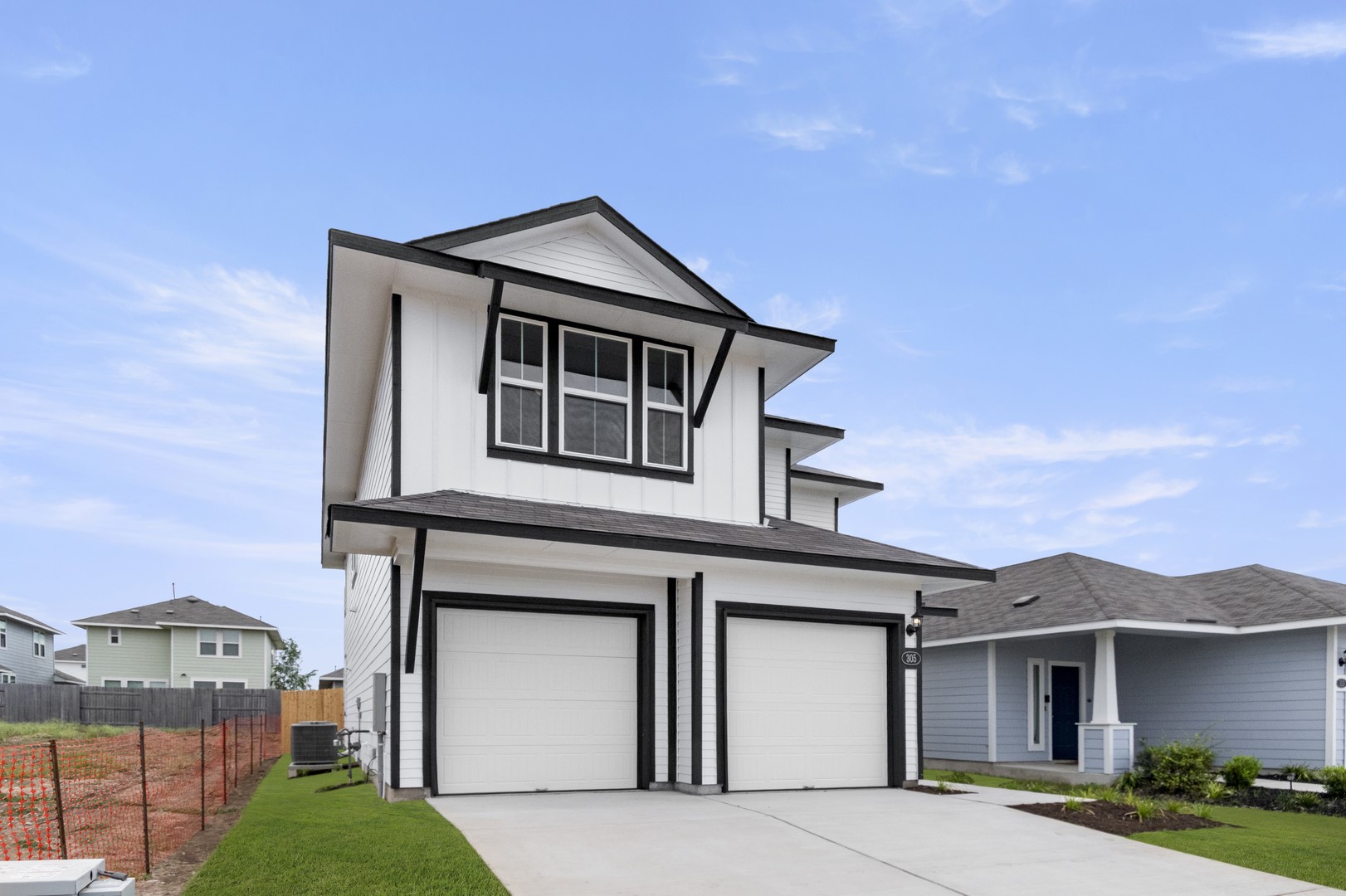 305 Jade Street Maxwell, TX 78656 - Photo 4 of 32 front view of a house with a yard