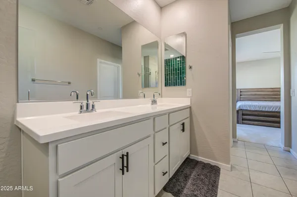 $454,900 | 736 East Rojo Way, Unit 101, Gilbert, AZ 85297