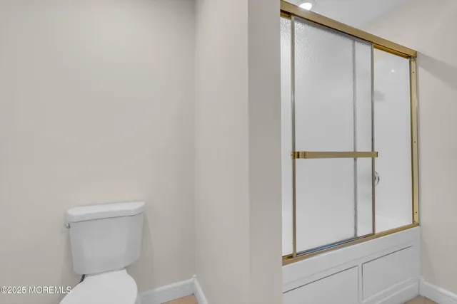 a view of yard with grass and trees