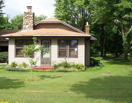 54435 Fir Road Mishawaka, IN 46545 - Photo 1 of 21 Gallery Image 1