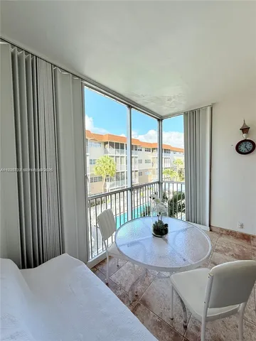 $1,999 | 2081 South Ocean Drive, Unit 308, Hallandale Beach, FL 33009