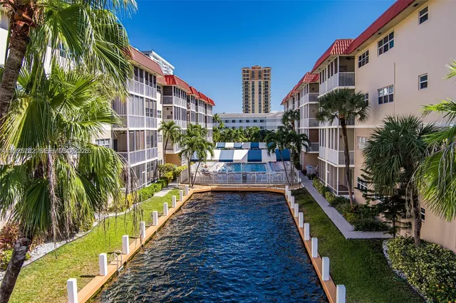 $1,999 | 2081 South Ocean Drive, Unit 308, Hallandale Beach, FL 33009