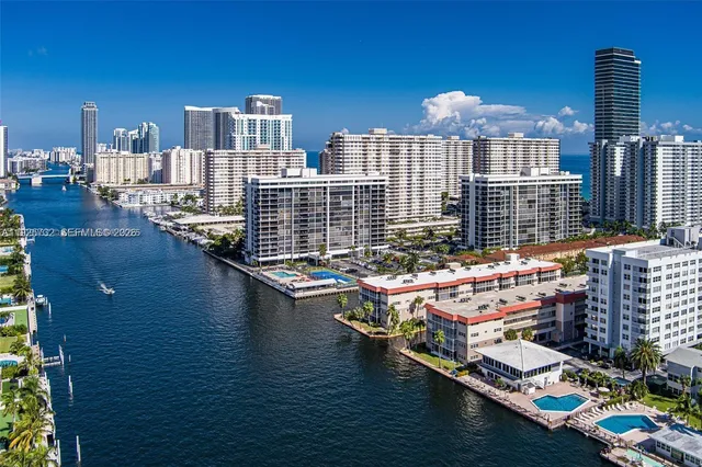 $1,999 | 2081 South Ocean Drive, Unit 308, Hallandale Beach, FL 33009