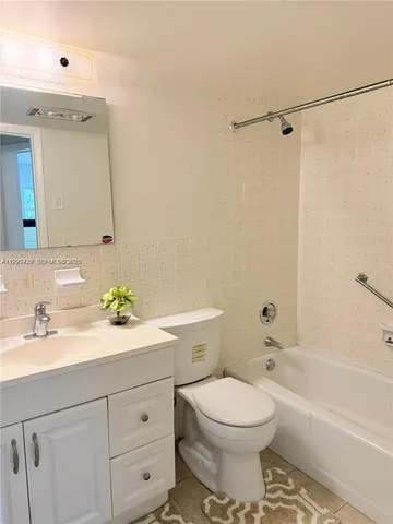 $1,999 | 2081 South Ocean Drive, Unit 308, Hallandale Beach, FL 33009