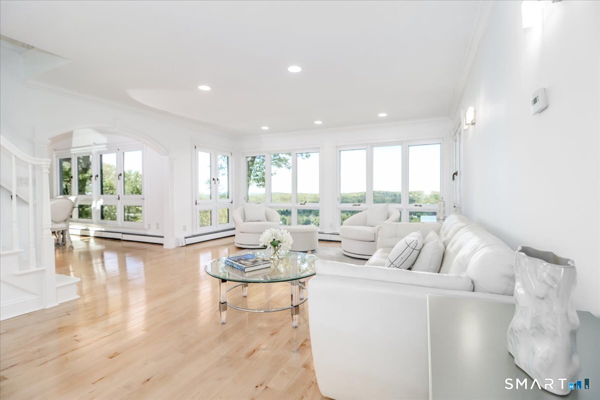 10 Hillcrest Court Ridgefield, CT 06877 - Photo 8 of 40 Formal Living Room