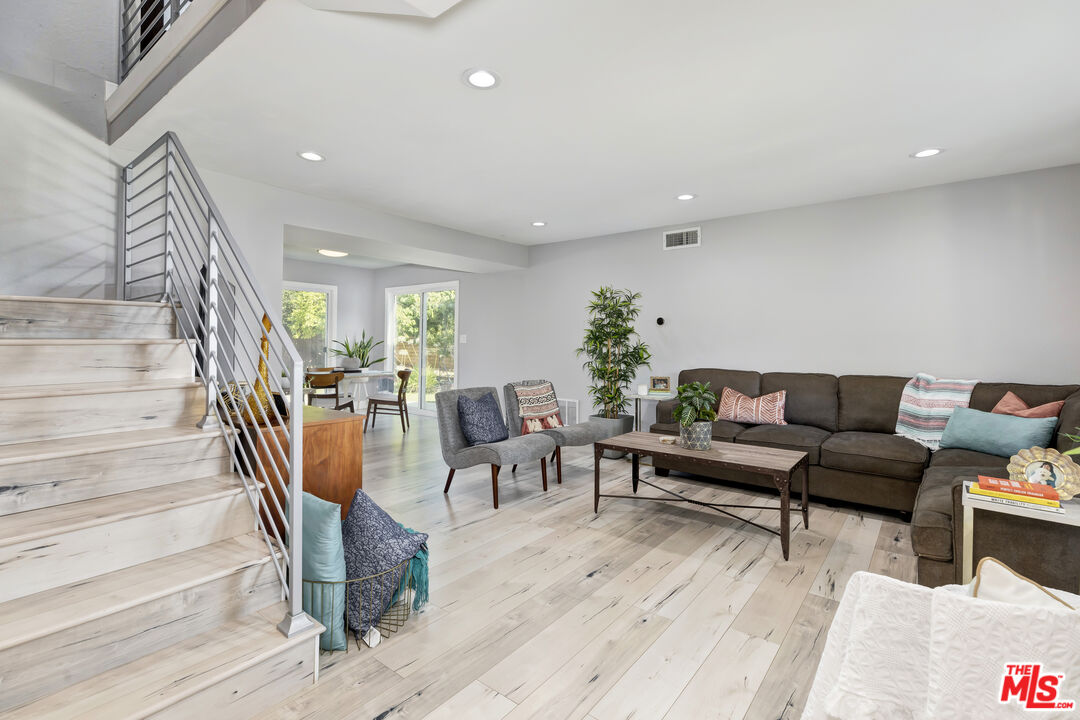 628 Royal View Street Duarte, CA 91010 - Photo 3 of 17