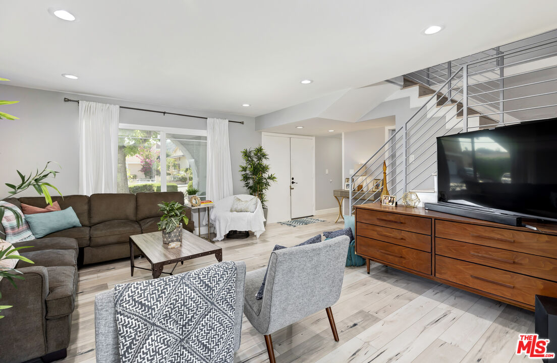 628 Royal View Street Duarte, CA 91010 - Photo 6 of 17