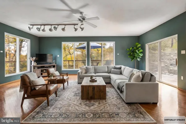 $1,975,000 | 7640 Tohickon Hill Road, Pipersville, PA 18947