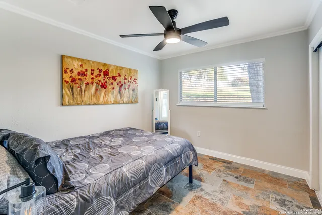 $599,000 | 640 Crest Lane, New Braunfels, TX 78130