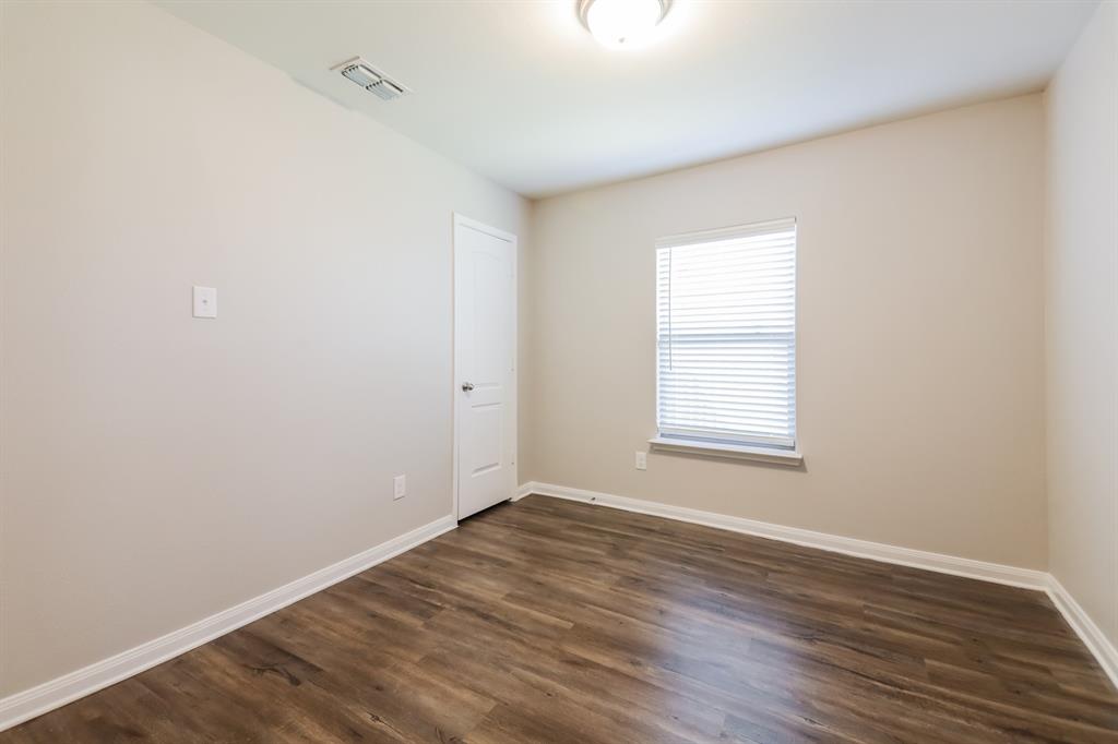 14219 Chaps Drive Dallas, TX 75253 - Photo 13 of 18