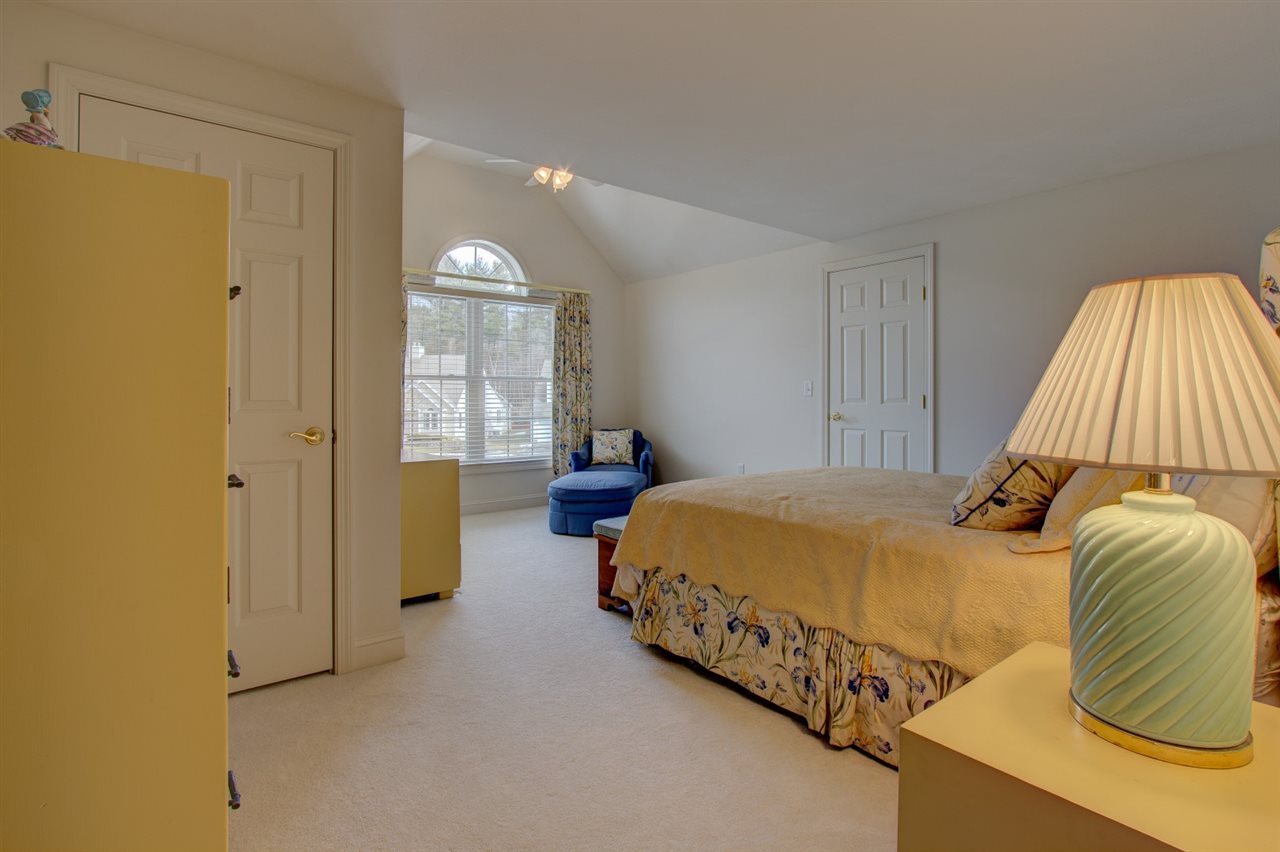 136 Hampton Meadows Hampton, NH 03842 - Photo 22 of 24 Gallery Image 22