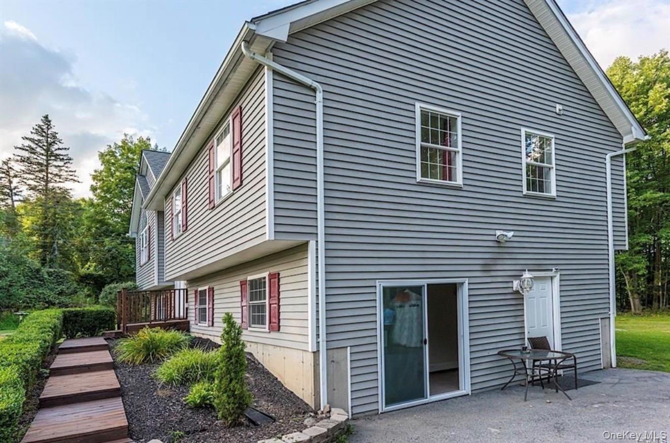 86 Maples Road Middletown, NY 10940 - Photo 2 of 2