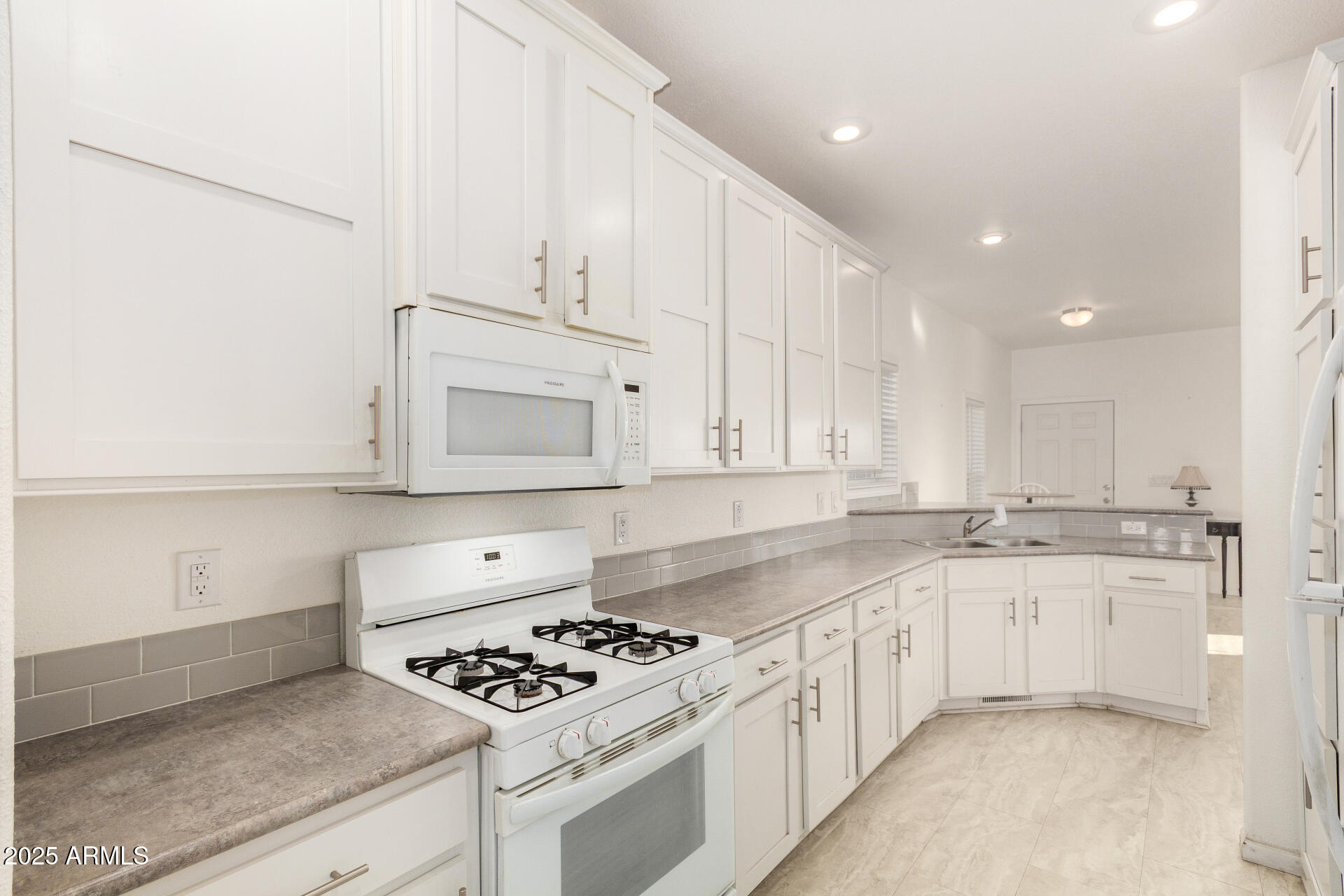 10540 East Apache Trail, Unit 93 Apache Junction, AZ 85120 - Photo 19 of 28 17 - Apache