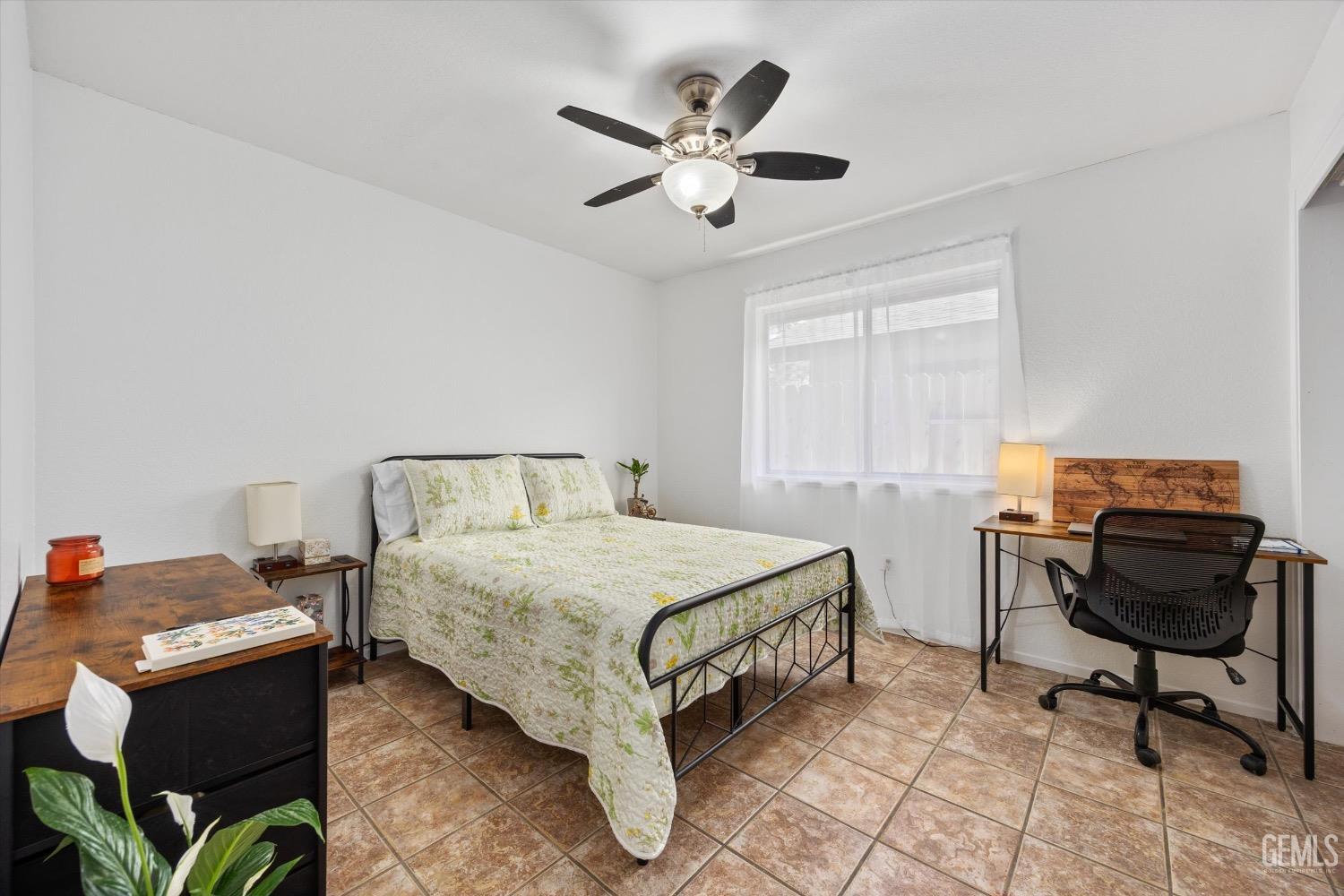 Undisclosed Address Bakersfield, CA 93311 - Photo 28 of 38