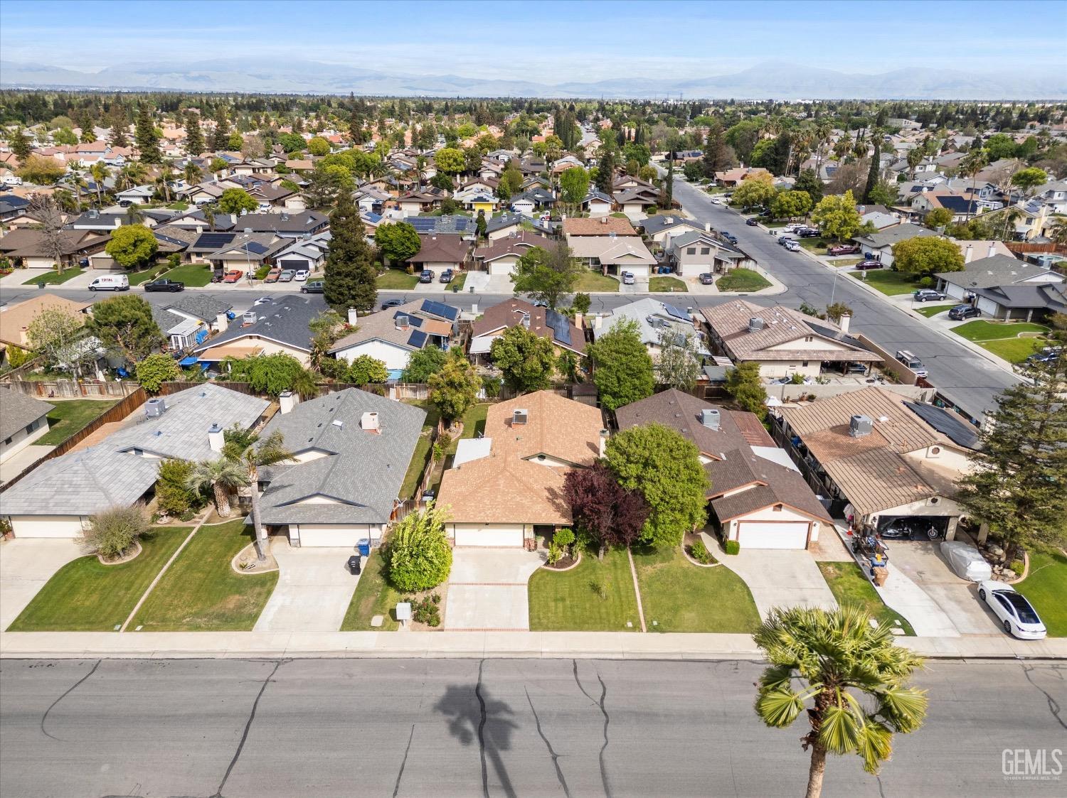 Undisclosed Address Bakersfield, CA 93311 - Photo 5 of 38