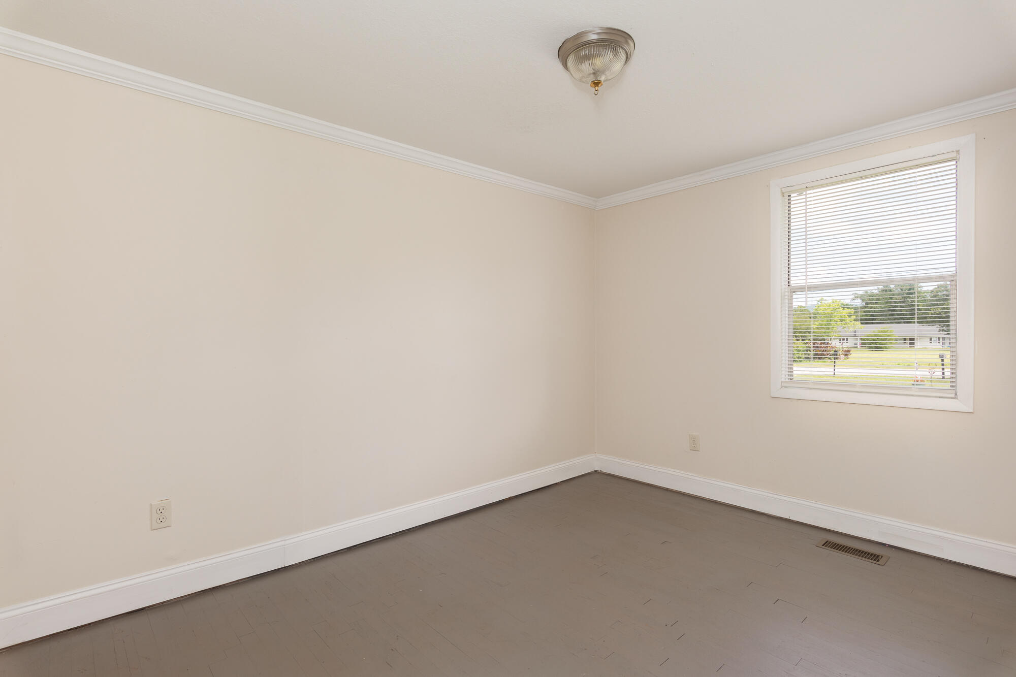 350 Gulch Road Trenton, GA 30752 - Photo 15 of 26 Bedroom