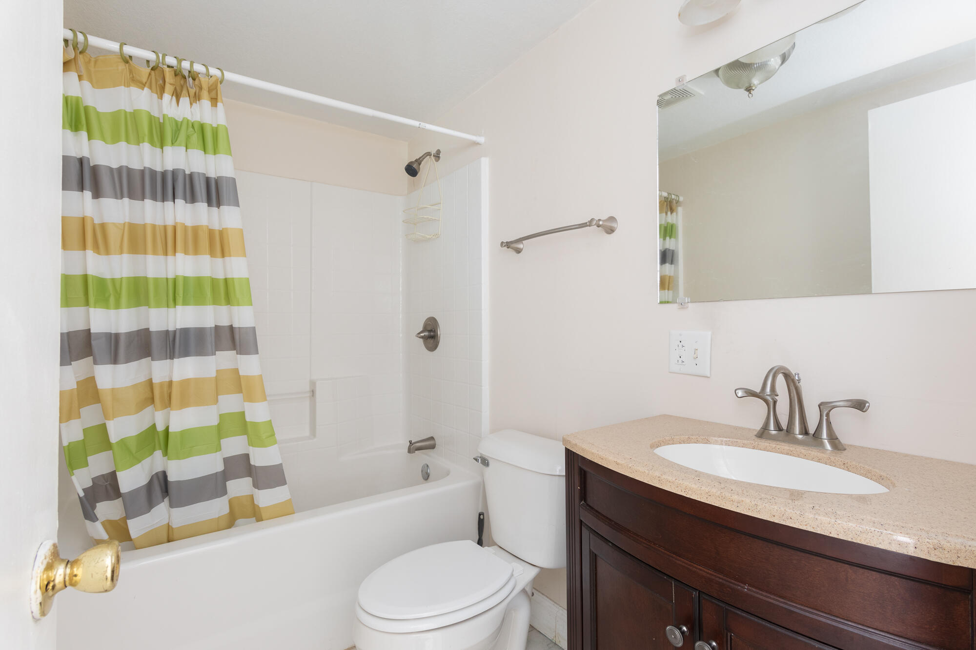 350 Gulch Road Trenton, GA 30752 - Photo 17 of 26 Bath