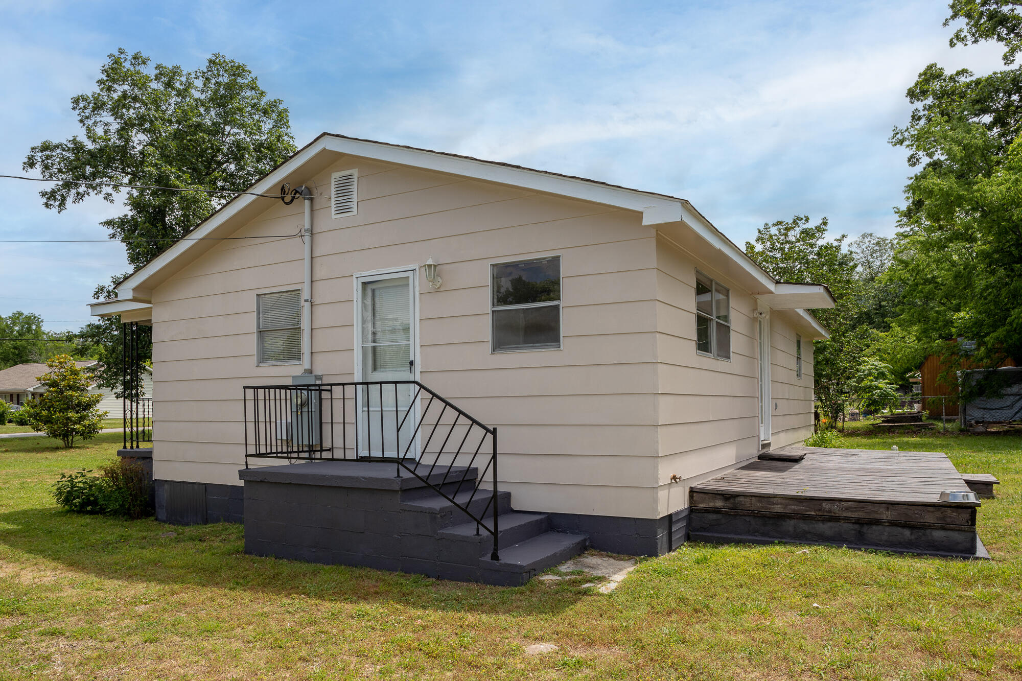 350 Gulch Road Trenton, GA 30752 - Photo 2 of 26 20230601_350Gulch__HoltWebb_0117-Edit co