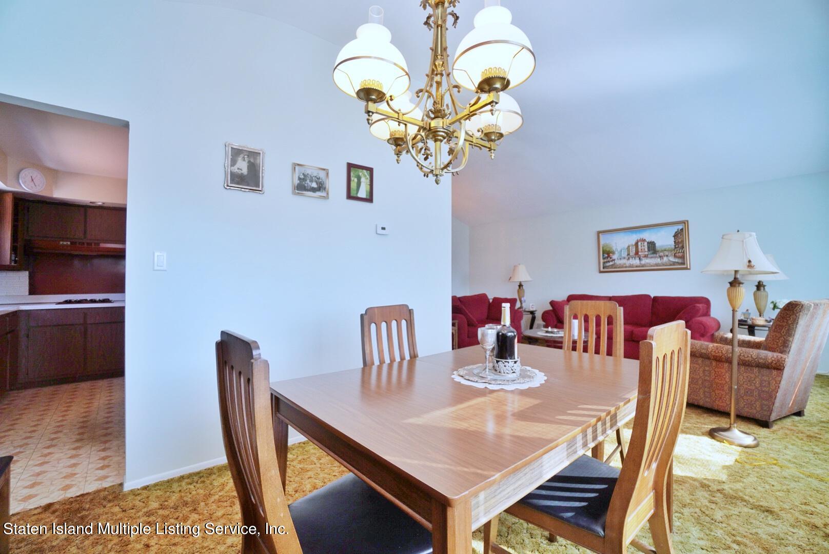 63 Fieldstone Road Staten Island, NY 10314 - Photo 8 of 21 Photo Oct 21, 11 10 51 AM