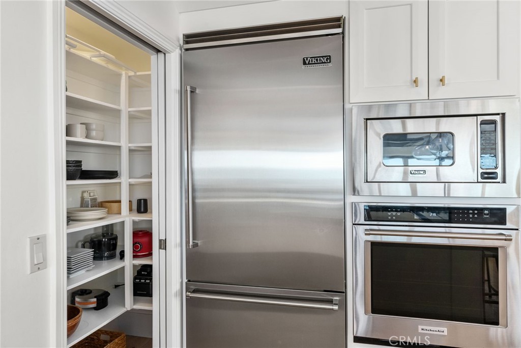 516 South The Strand Oceanside, CA 92054 - Photo 66 of 75 Upper Unit Kitchen