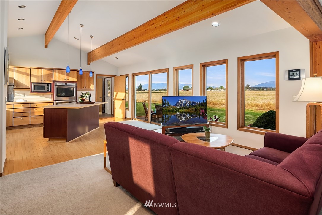 16795 Beaver Marsh Road Mount Vernon, WA 98273 - Photo 6 of 40 Gallery Image 6