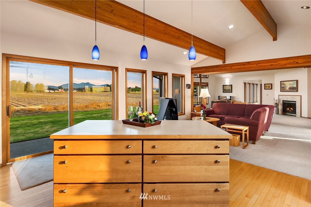 16795 Beaver Marsh Road Mount Vernon, WA 98273 - Photo 10 of 40 Gallery Image 10