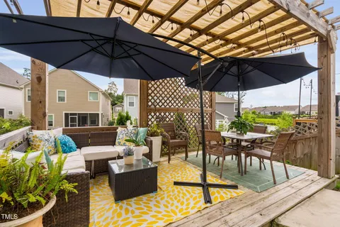 $632,500 | 233 Sage Oak Lane, Holly Springs, NC 27540