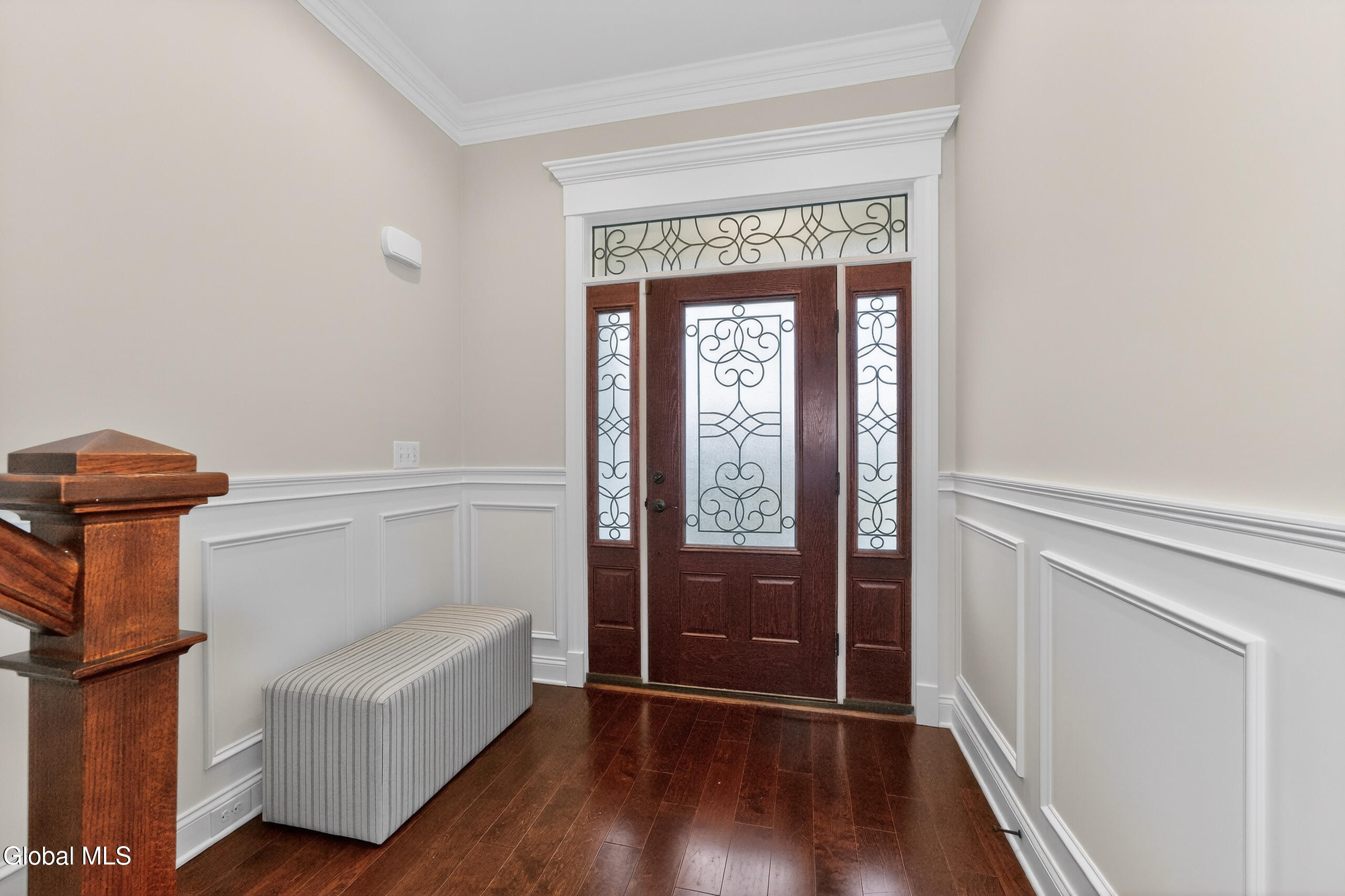 38 Cambridge Way Colonie, NY 12110 - Photo 11 of 57 1 Entryway 1