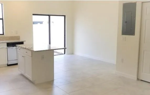 $2,900 | 10603 West 34th Court, Unit 10603, Hialeah, FL 33018