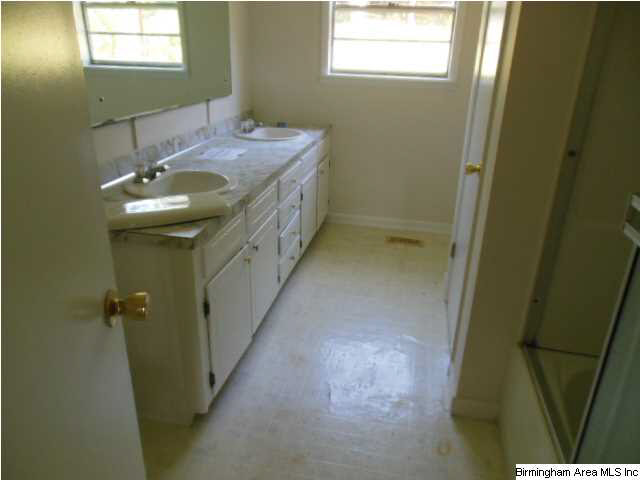 148 County Road 861 Heflin, AL 36264 - Photo 11 of 14