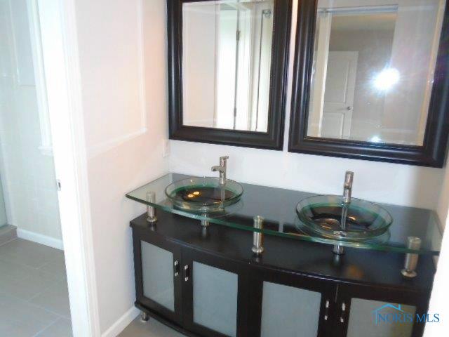 9756 Dutch Road Whitehouse, OH 43571 - Photo 12 of 18 Gallery Image 12