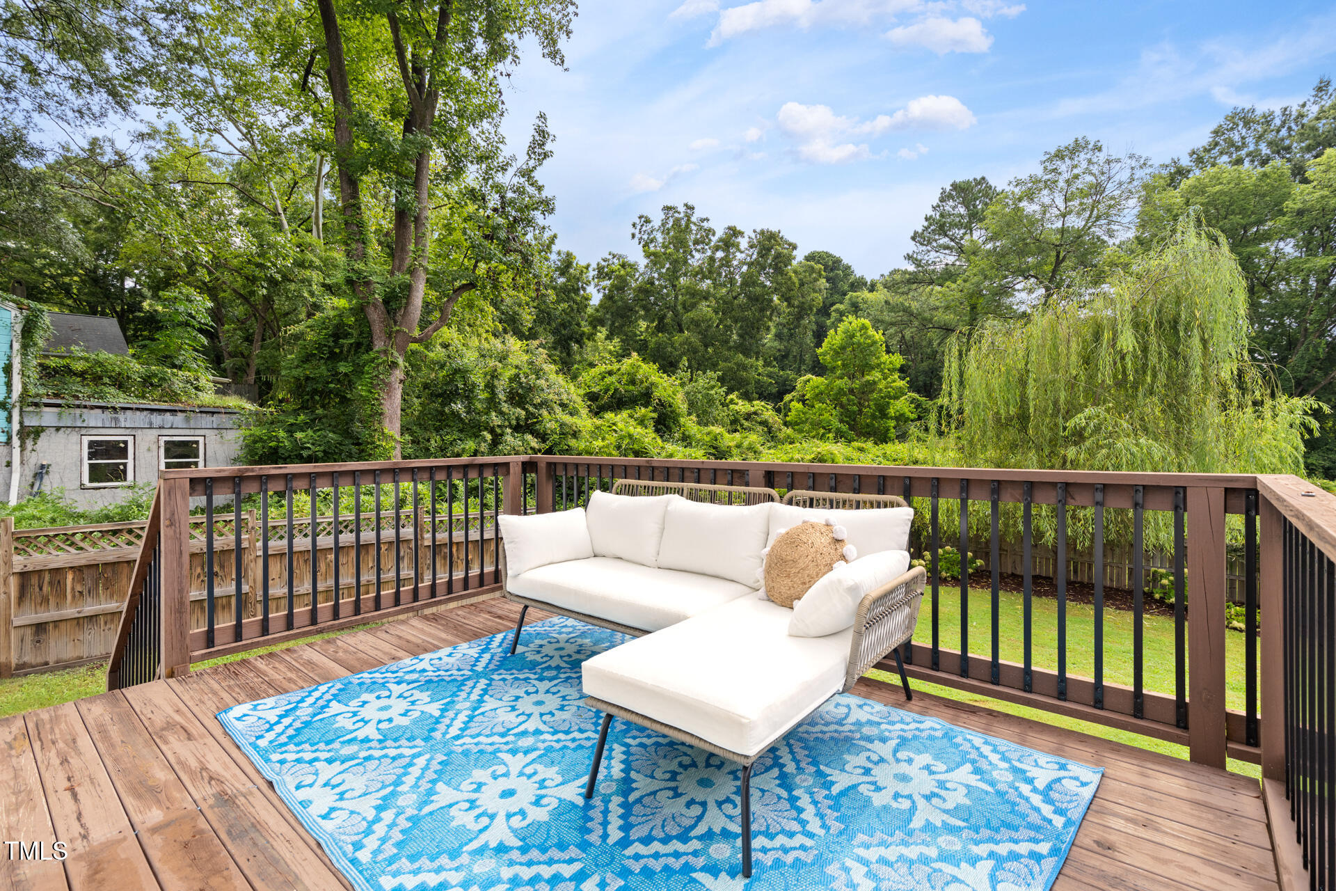 2929 Chapel Hill Road Durham, NC 27707 - Photo 35 of 38 a view of a bench in the roof deck