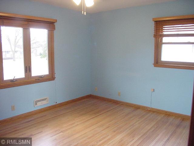 10624 Verdi Road Bloomington, MN 55431 - Photo 13 of 21