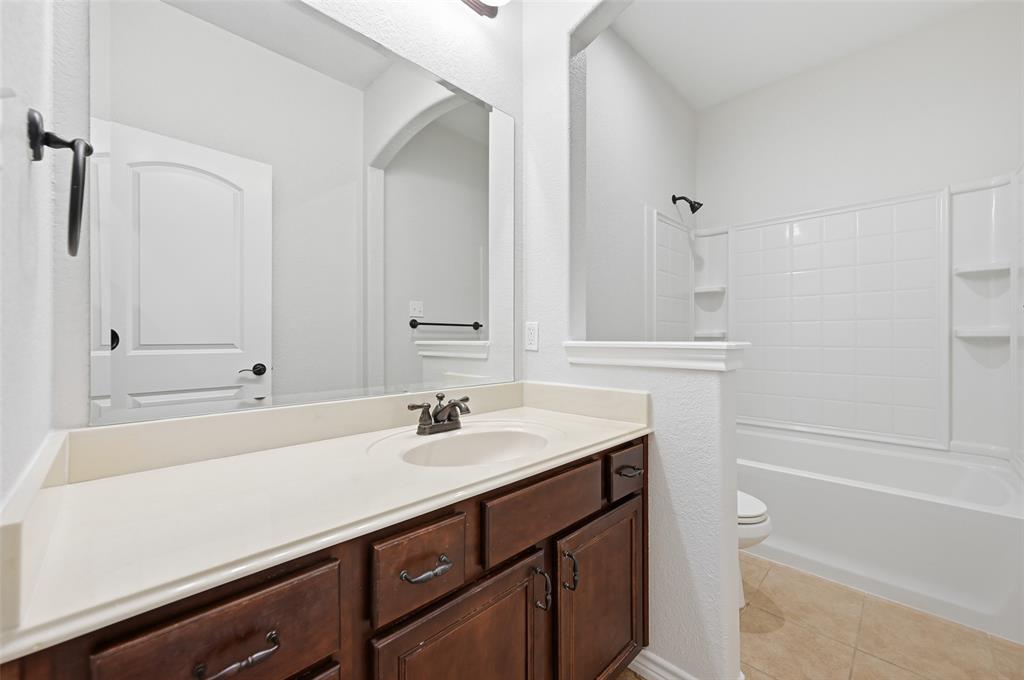 851 Valley Ridge Road Burleson, TX 76028 - Photo 26 of 38