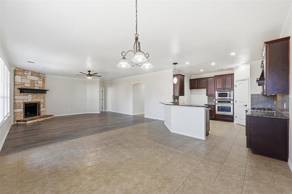 851 Valley Ridge Road Burleson, TX 76028 - Photo 3 of 38