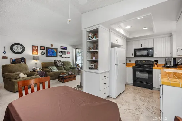 $390,000 | 338 Avenida Sevilla, Unit A, Laguna Woods, CA 92637