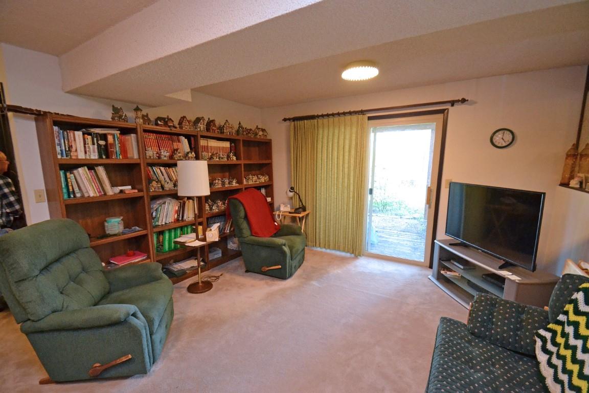 4503 South Bowdish Road Spokane, WA 99206 - Photo 11 of 19