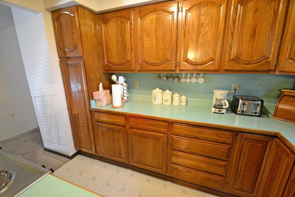 4503 South Bowdish Road Spokane, WA 99206 - Photo 7 of 19