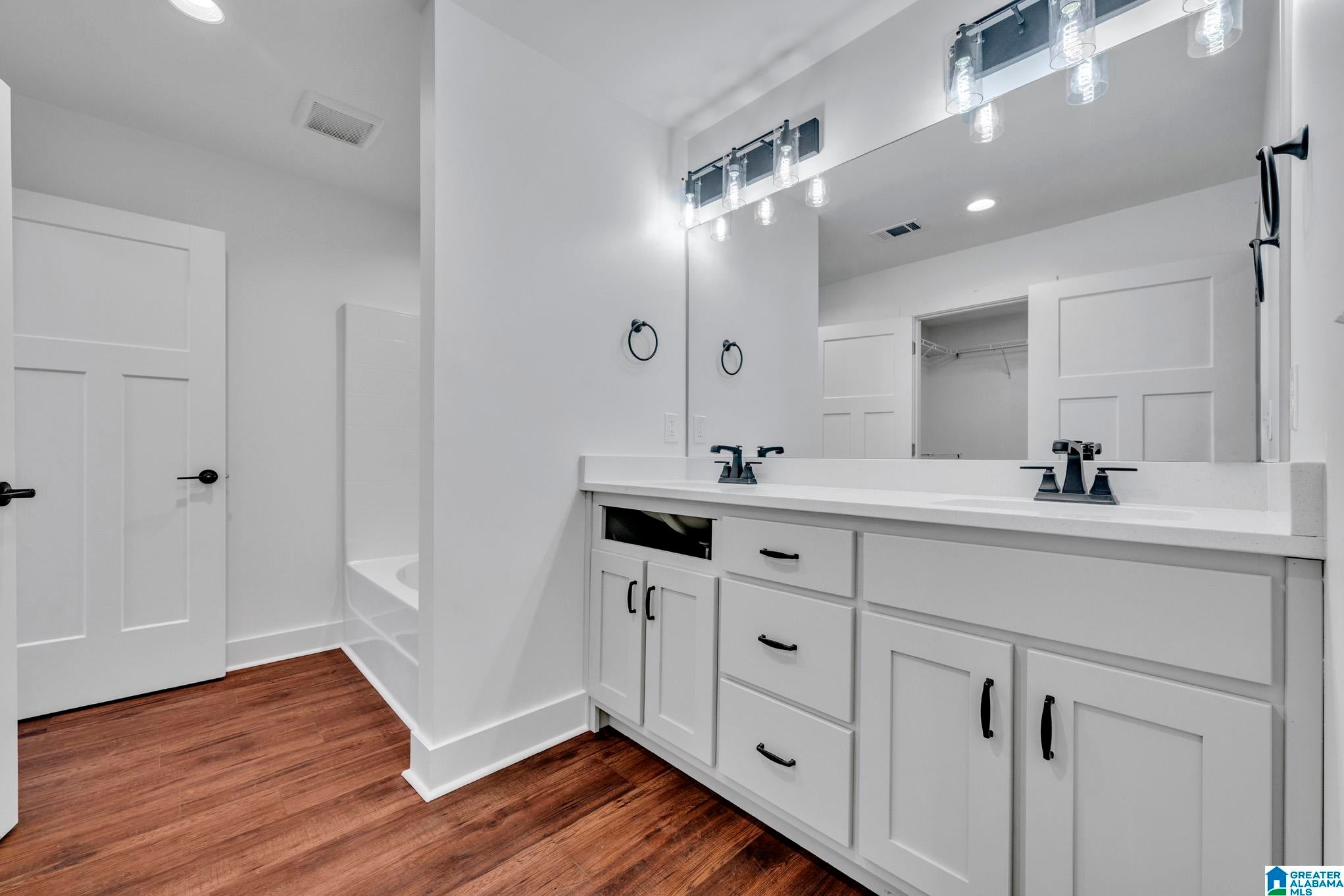 1282 Robin Hill Road Oneonta, AL 35121 - Photo 26 of 35 Gallery Image 26