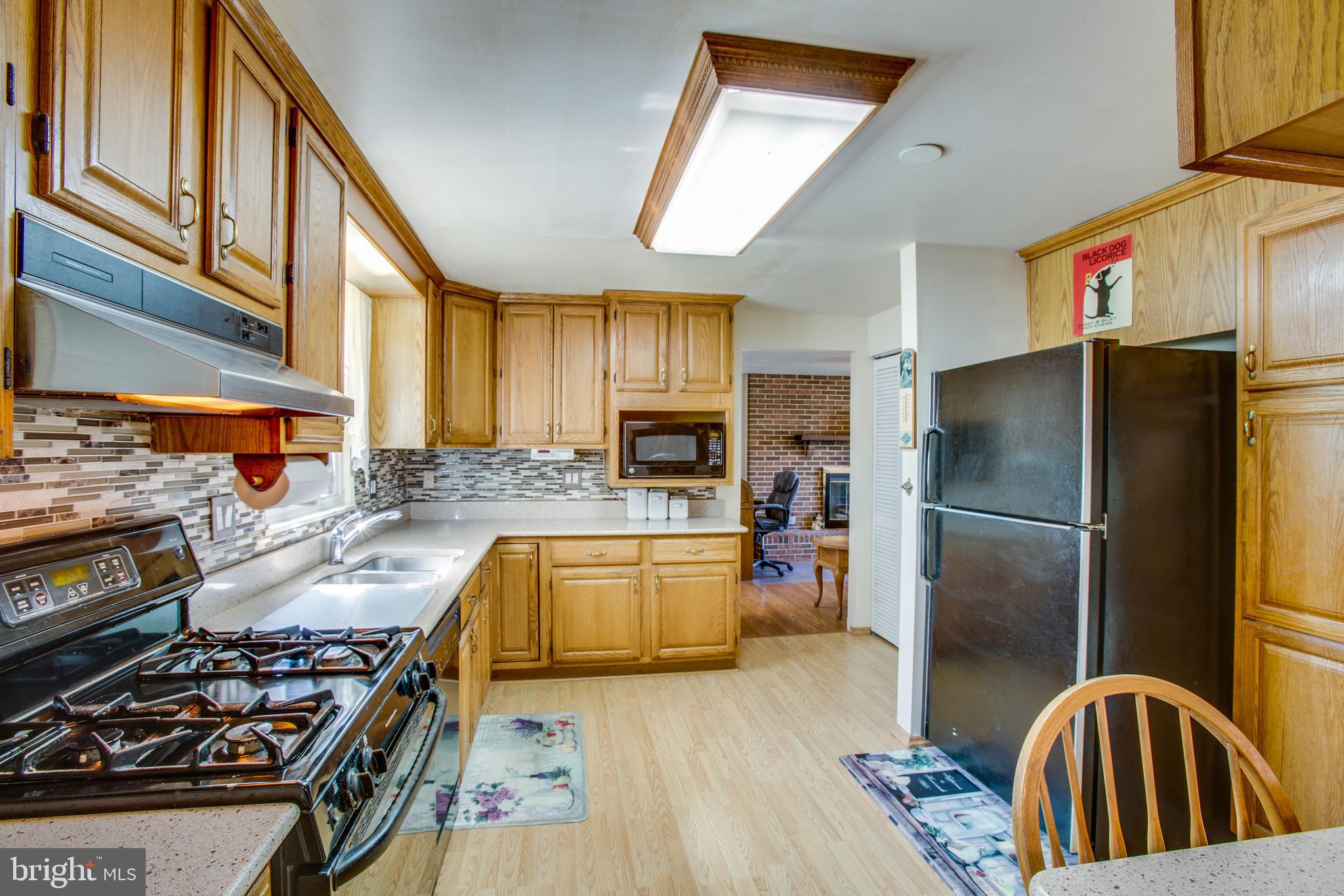 132 North Garfield Road Sterling, VA 20164 - Photo 12 of 38 Gallery Image 12