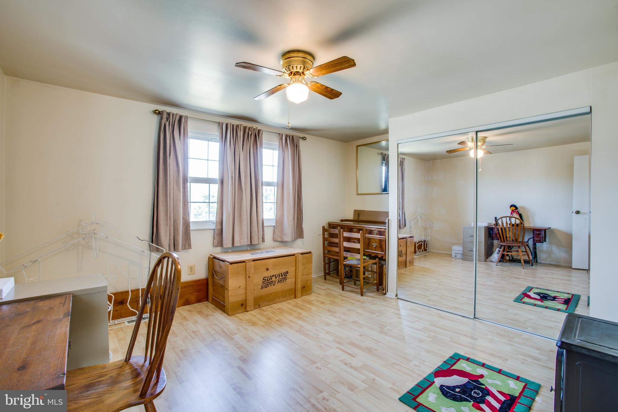 132 North Garfield Road Sterling, VA 20164 - Photo 20 of 38 Gallery Image 20
