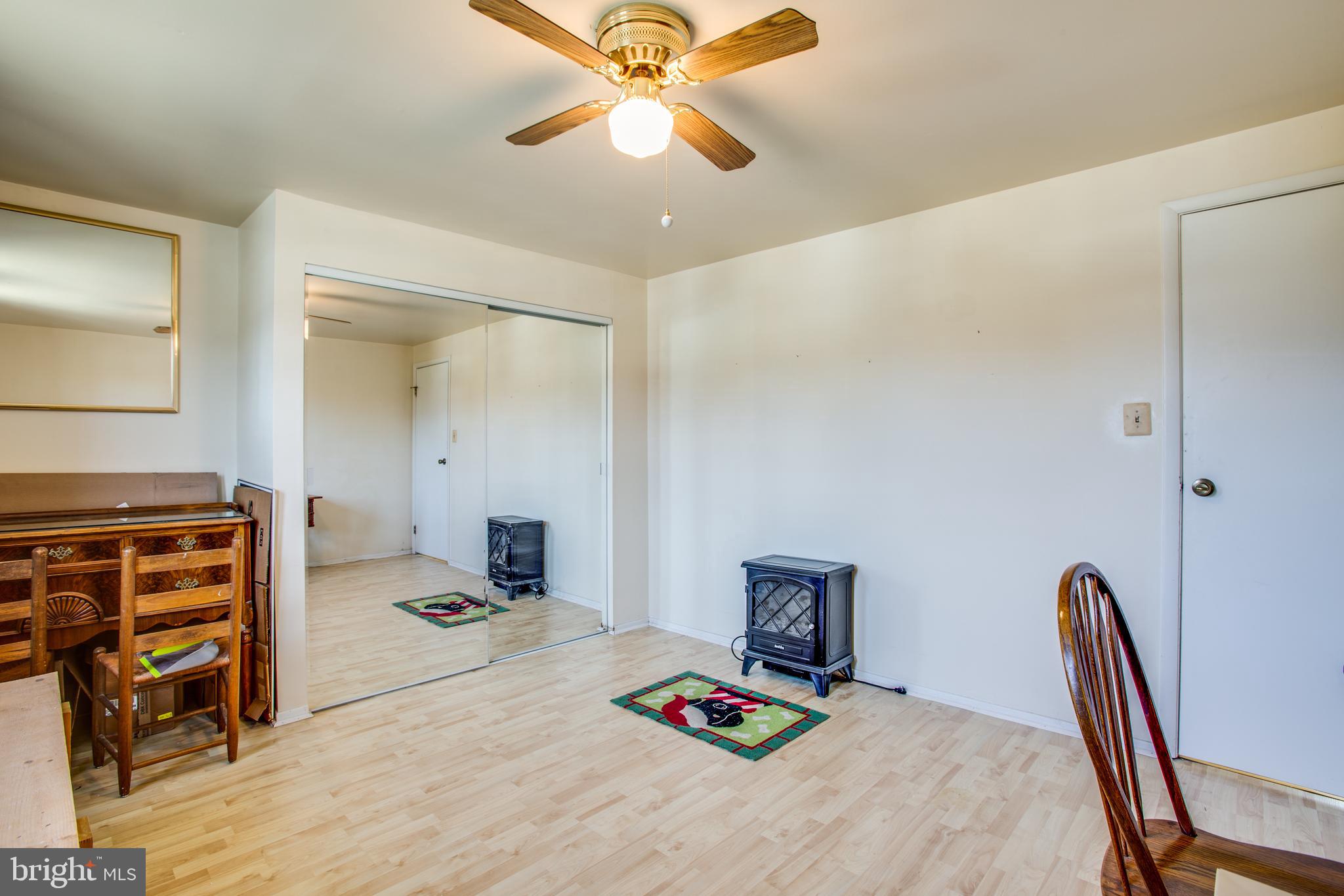 132 North Garfield Road Sterling, VA 20164 - Photo 21 of 38 Gallery Image 21