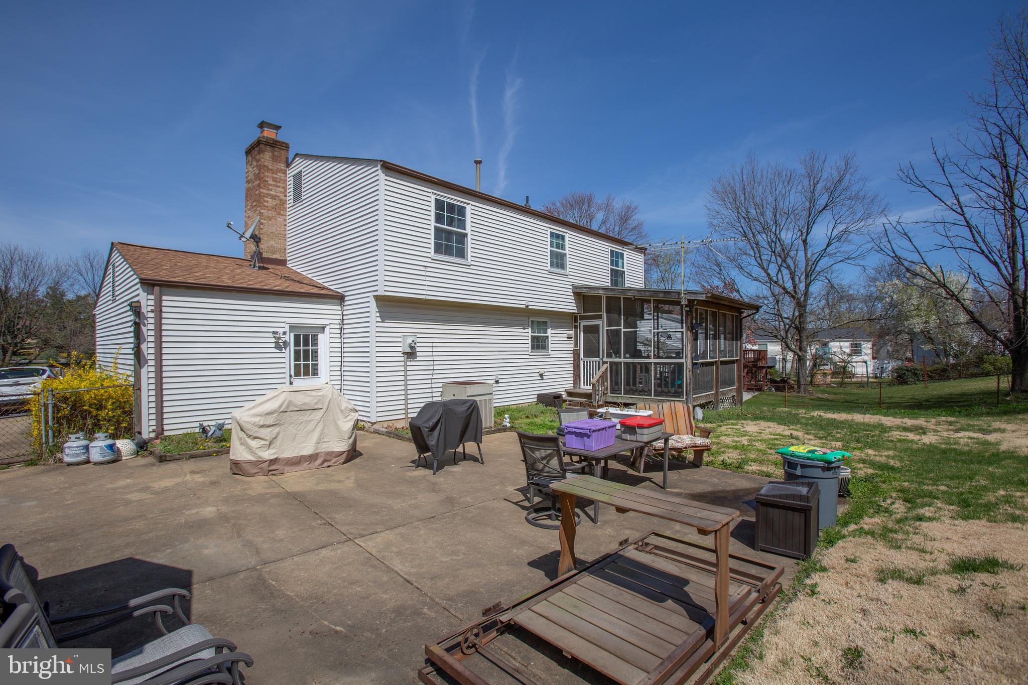 132 North Garfield Road Sterling, VA 20164 - Photo 31 of 38 Gallery Image 31