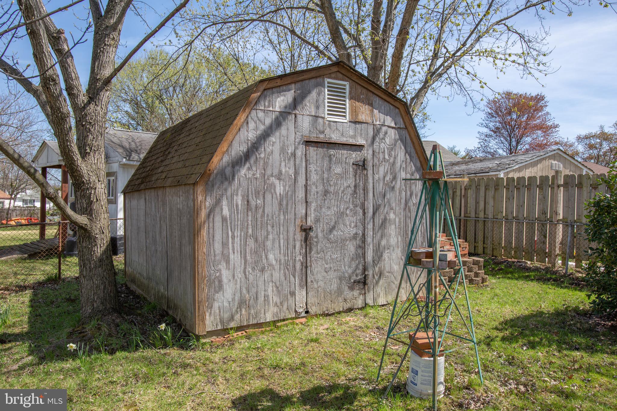 132 North Garfield Road Sterling, VA 20164 - Photo 35 of 38 Gallery Image 35