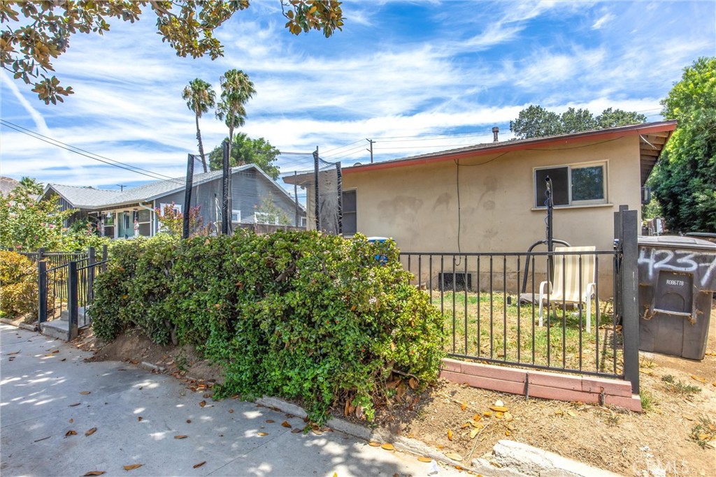 4230 13th Street Riverside, CA 92501 - Photo 25 of 35